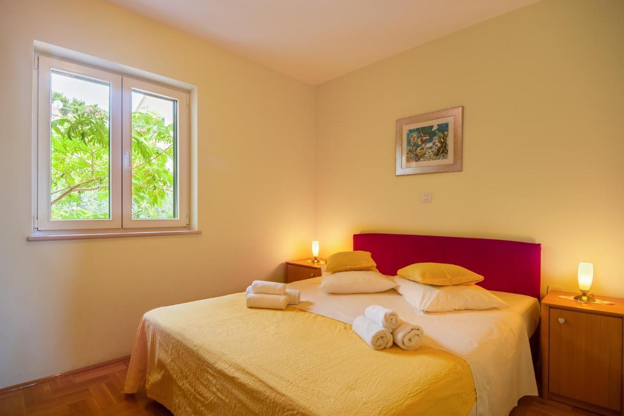 Apartments By The Sea Postira, Brac - 15242 Εξωτερικό φωτογραφία