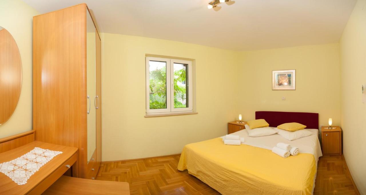 Apartments By The Sea Postira, Brac - 15242 Εξωτερικό φωτογραφία