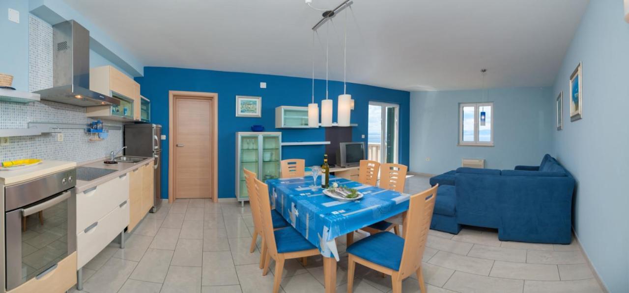 Apartments By The Sea Postira, Brac - 15242 Εξωτερικό φωτογραφία